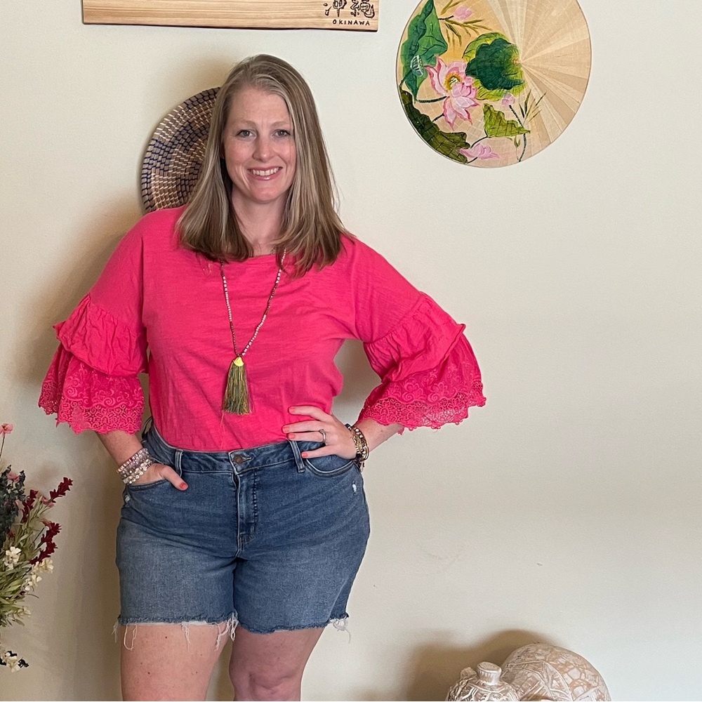 Hot Pink Umgee top size L